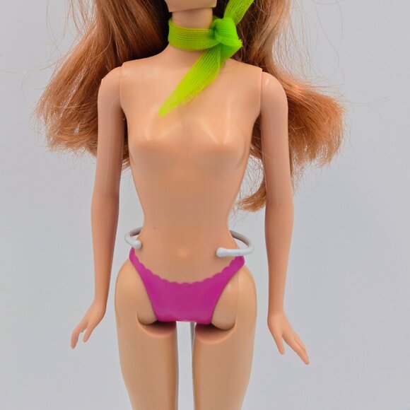 2001 Barbie Doll Daphne From Scooby Doo Nude 55887 Mattel Read - Picture 3 of 16